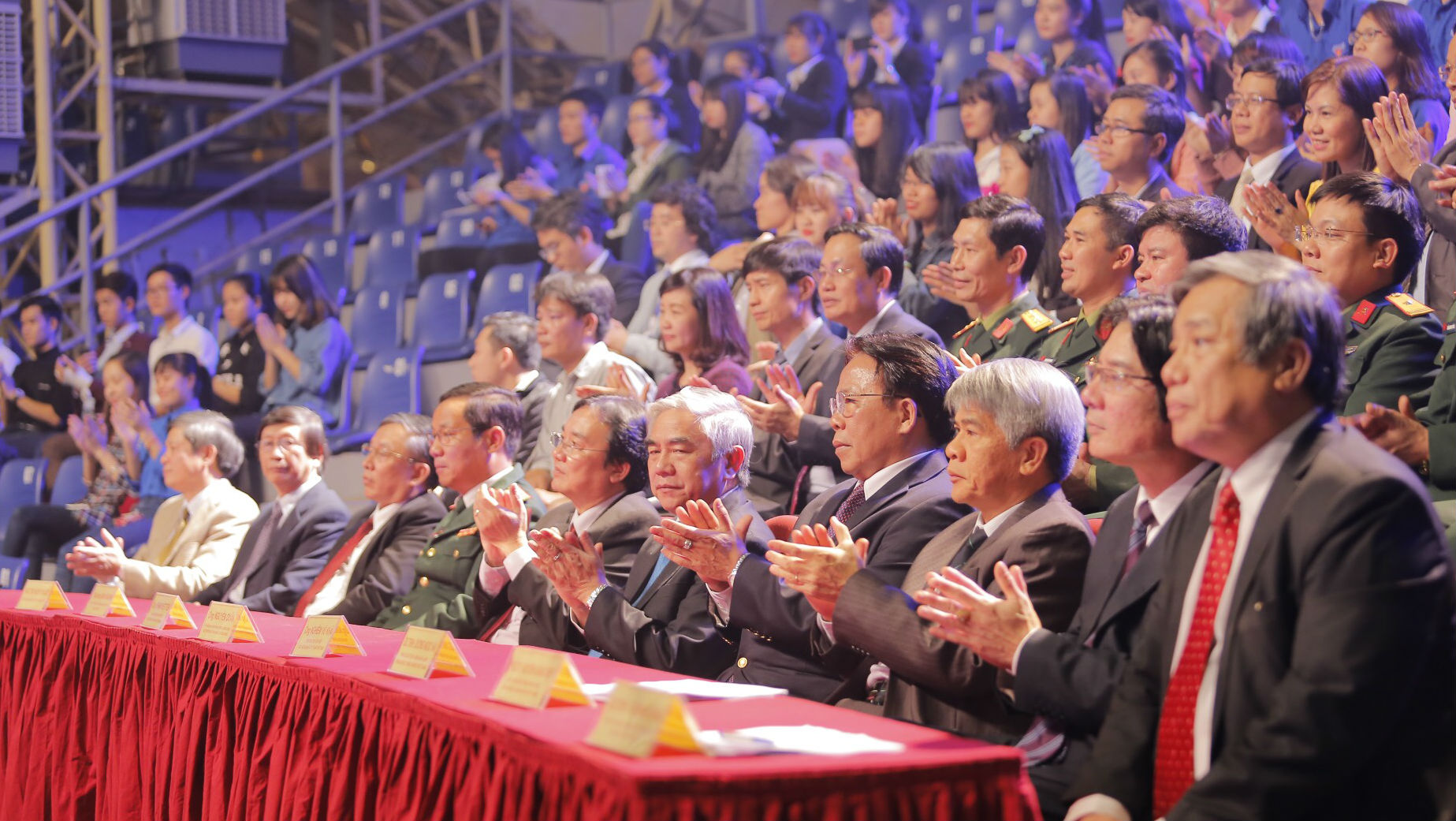  Ấn tượng khoa học và công nghệ 2015